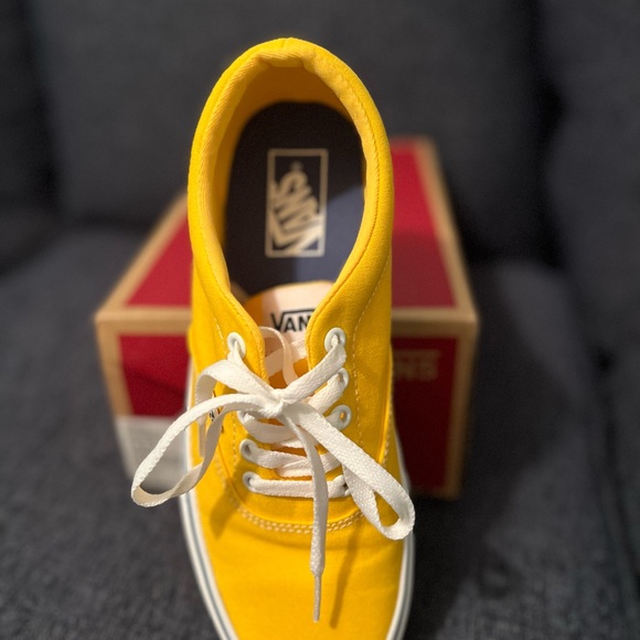 Doheny Vans - Picture 3 of 3